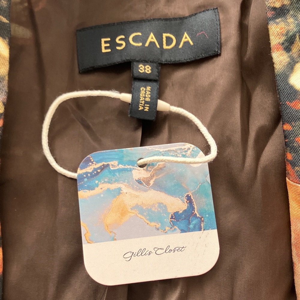 Escada Jacket - Picture 2 of 5